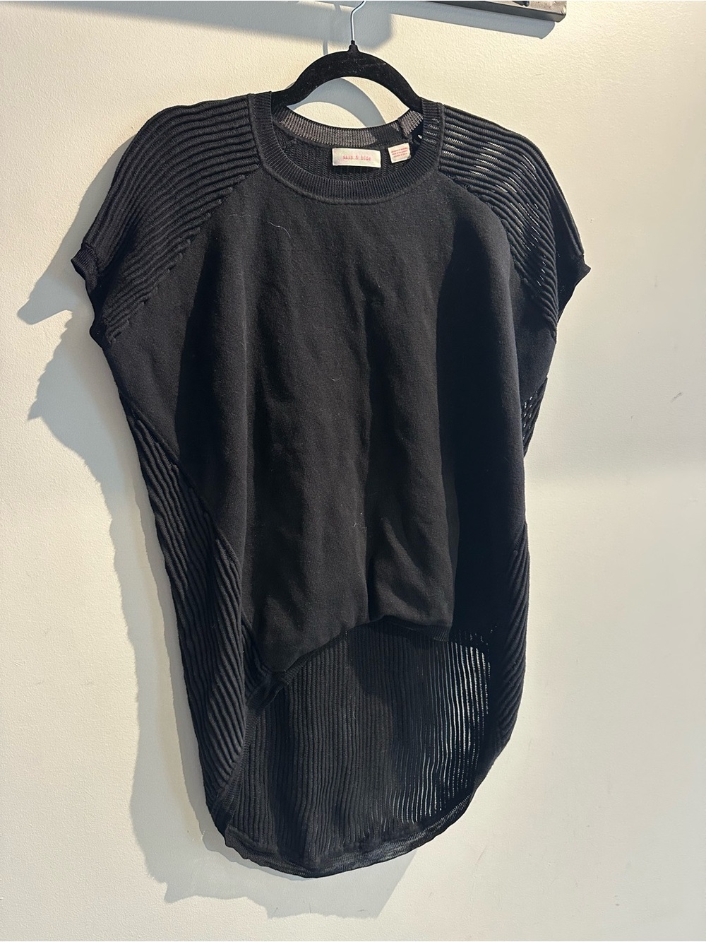 sass & bide Black Short-Sleeve Ribbed High-Low Knit Tunic